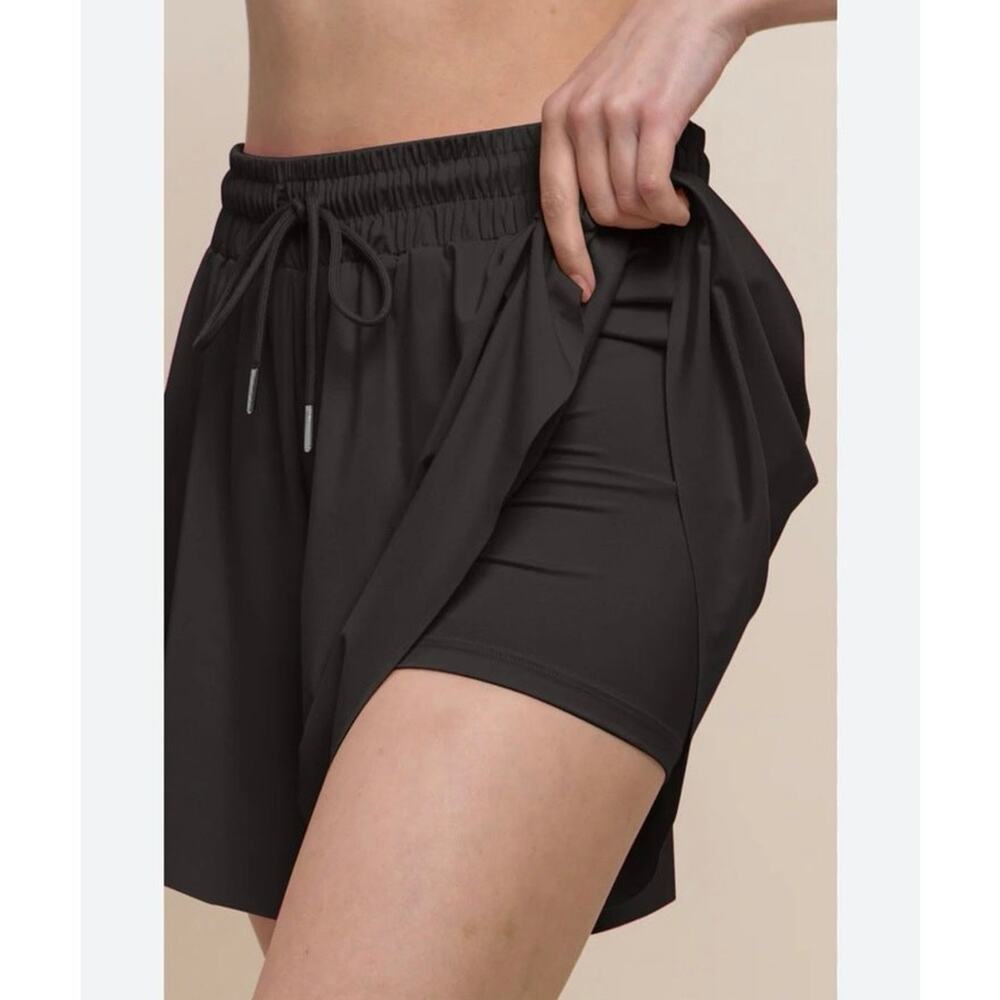 Love Tree Drawstring Active Shorts womenās Sz. L black NWOT